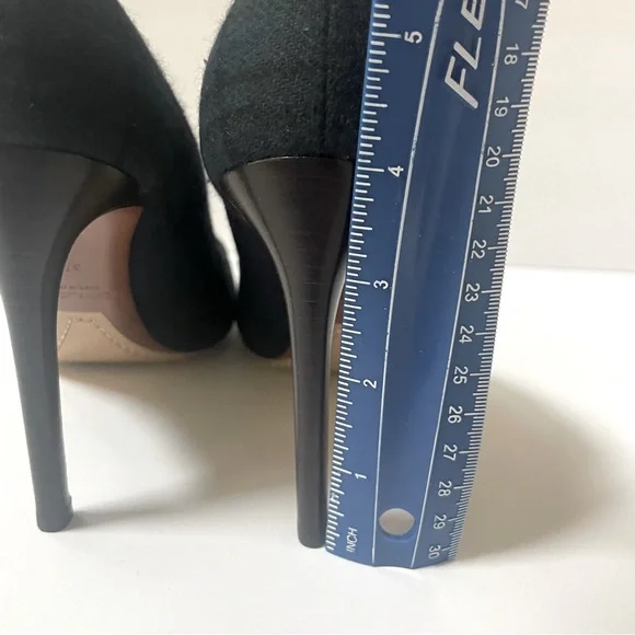 NEW Ralph Lauren Celia Purple Label Black Watch Tartan Stiletto Pumps Size 7 Heels